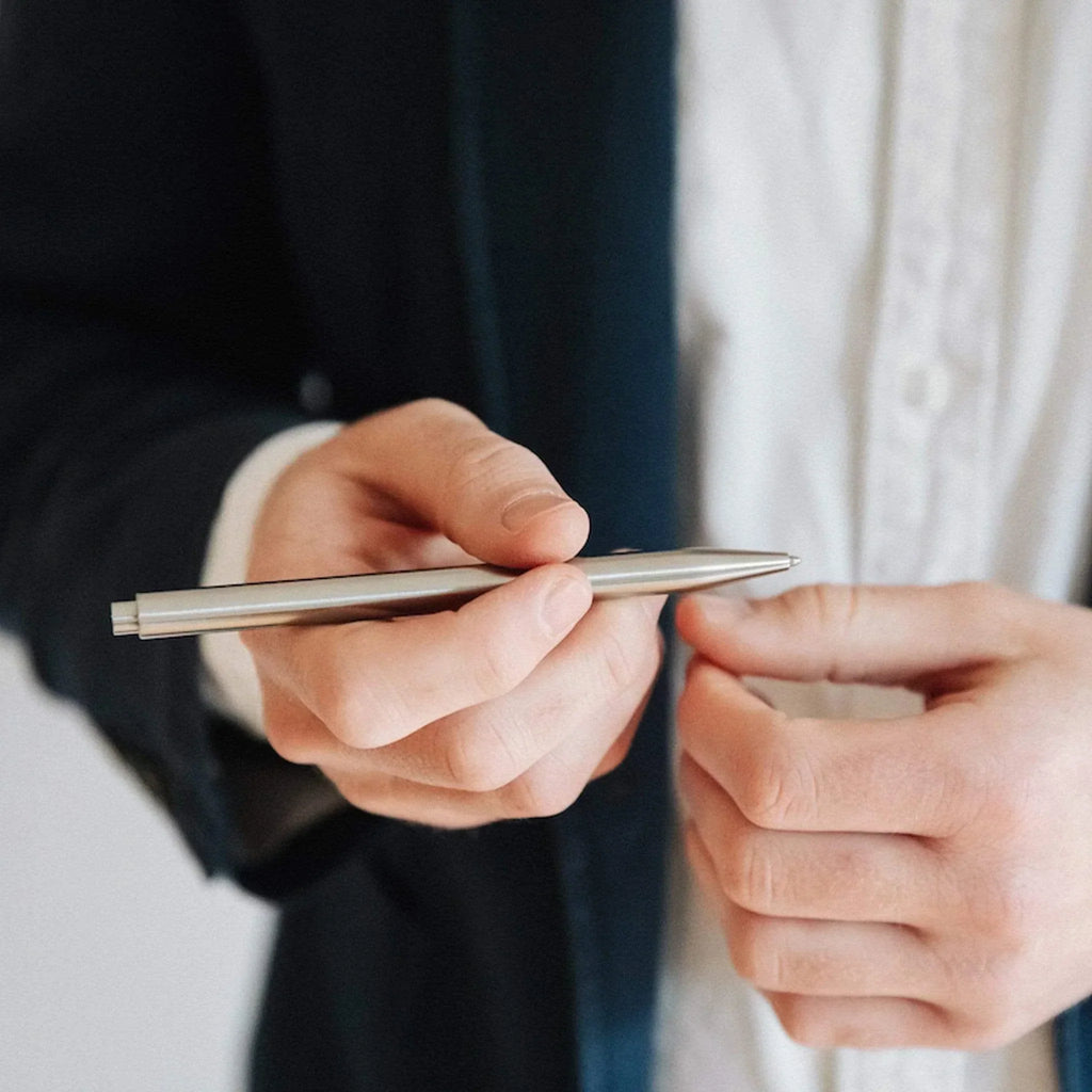 The Benefits of a Minimalist Pen: How Modern Fuel Elevates Your Writing Experience